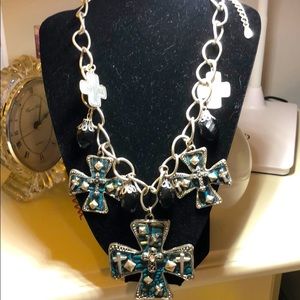 Beautiful necklace with black onyx accents